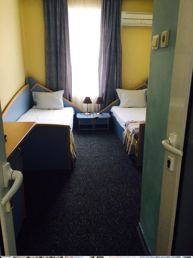 Hotel Shterev Szopot Kültér fotó