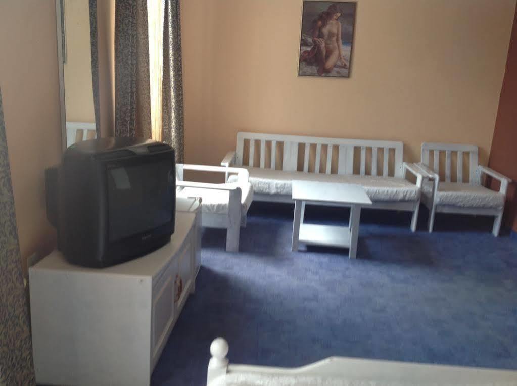 Hotel Shterev Szopot Kültér fotó
